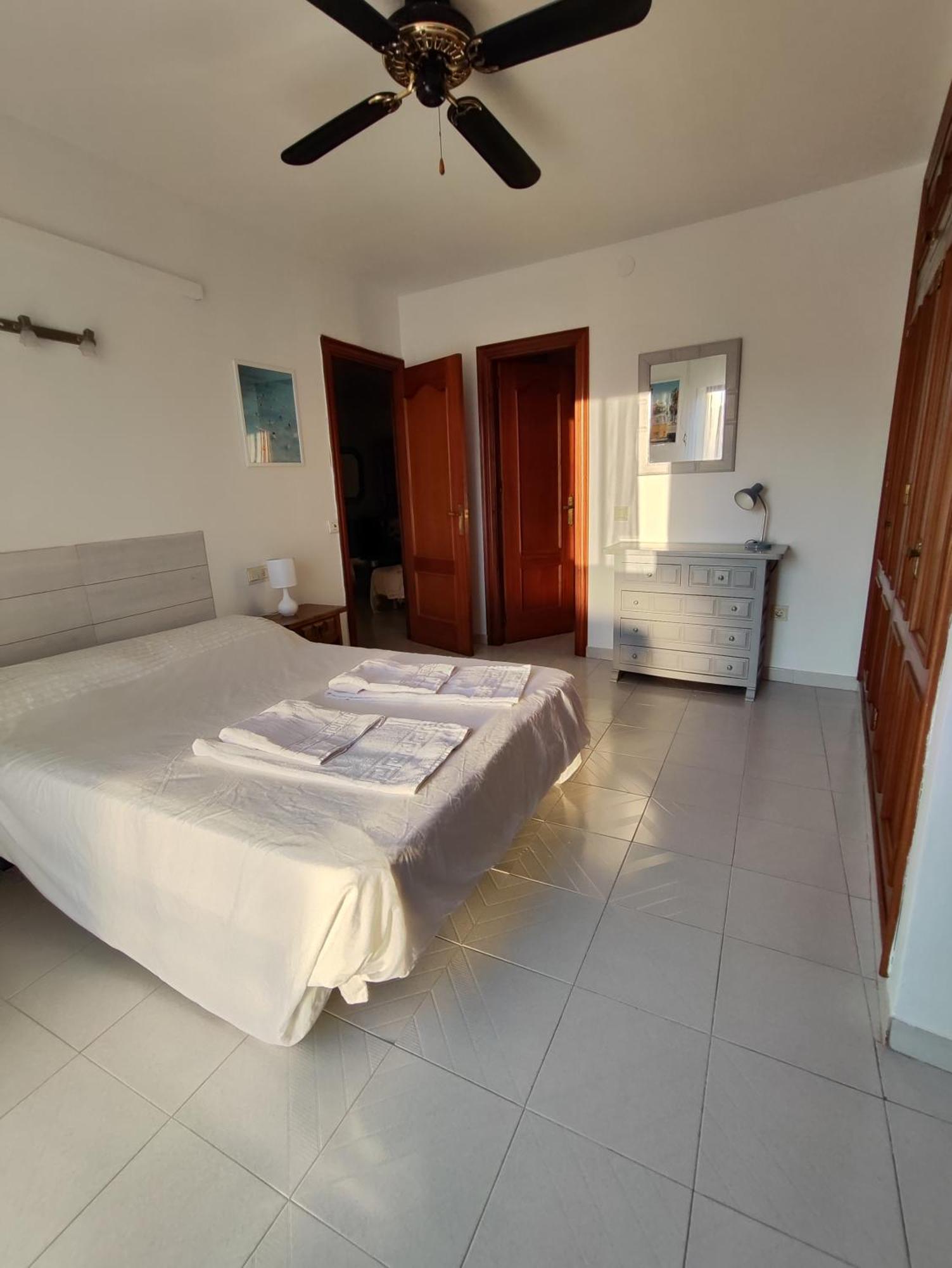 Apartamento Cantarero Nerja Luaran gambar